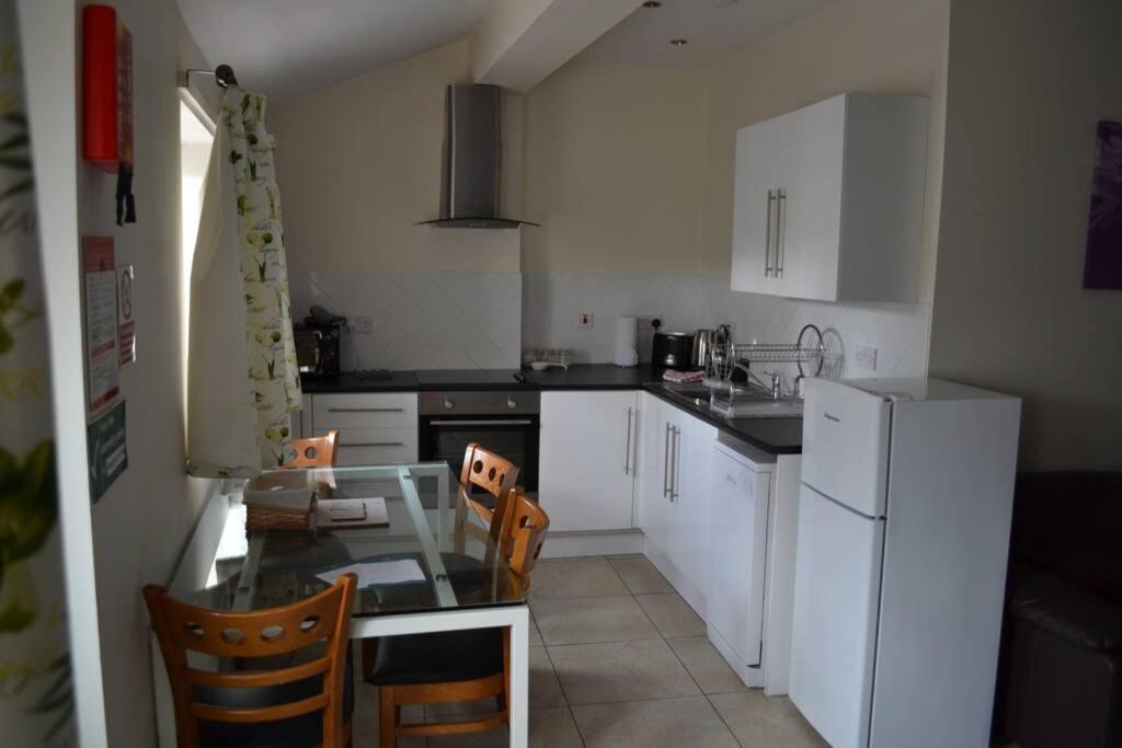 Treetops Cottages & Spa Grimsby Kültér fotó