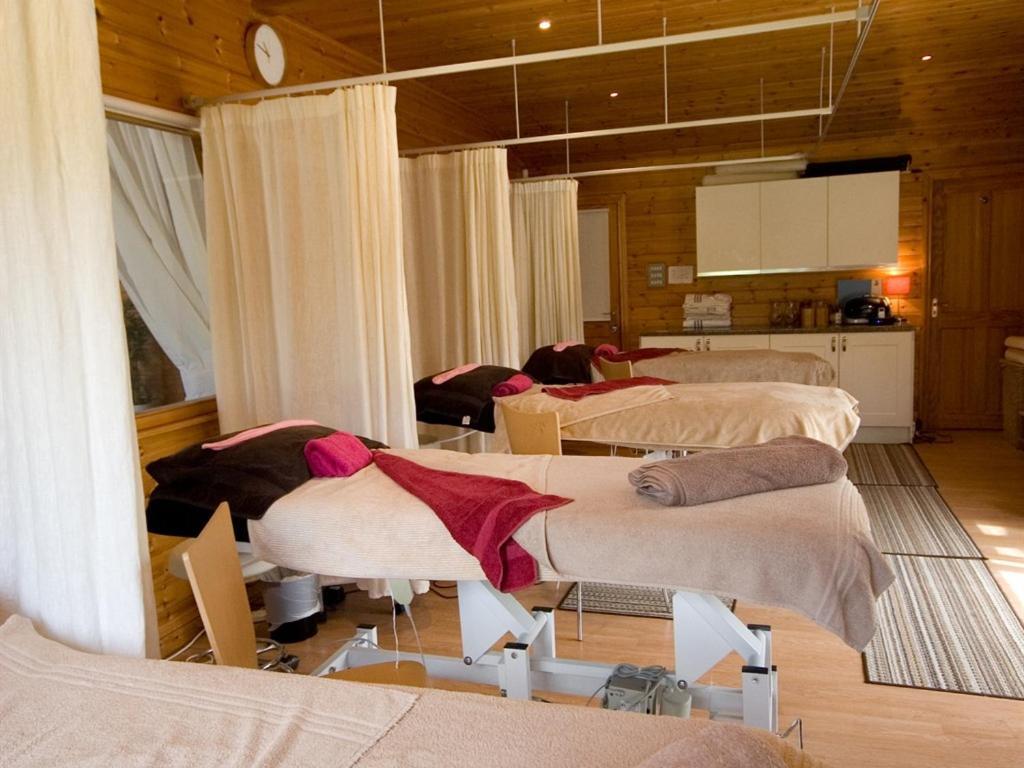 Treetops Cottages & Spa Grimsby Kültér fotó