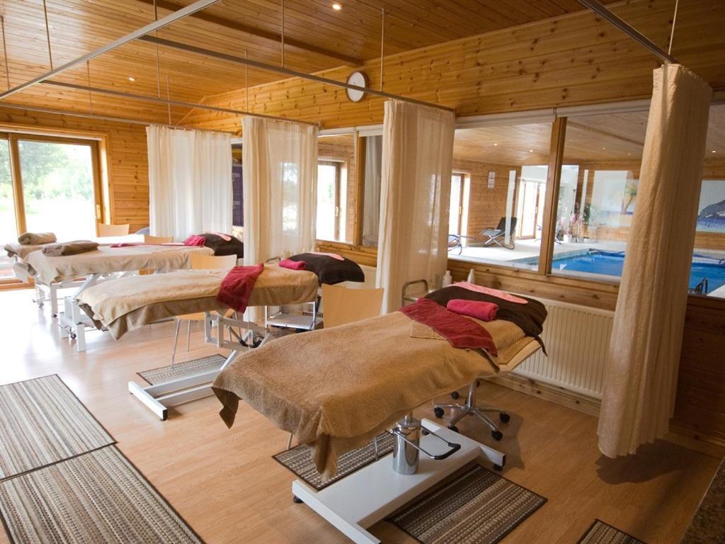 Treetops Cottages & Spa Grimsby Kültér fotó